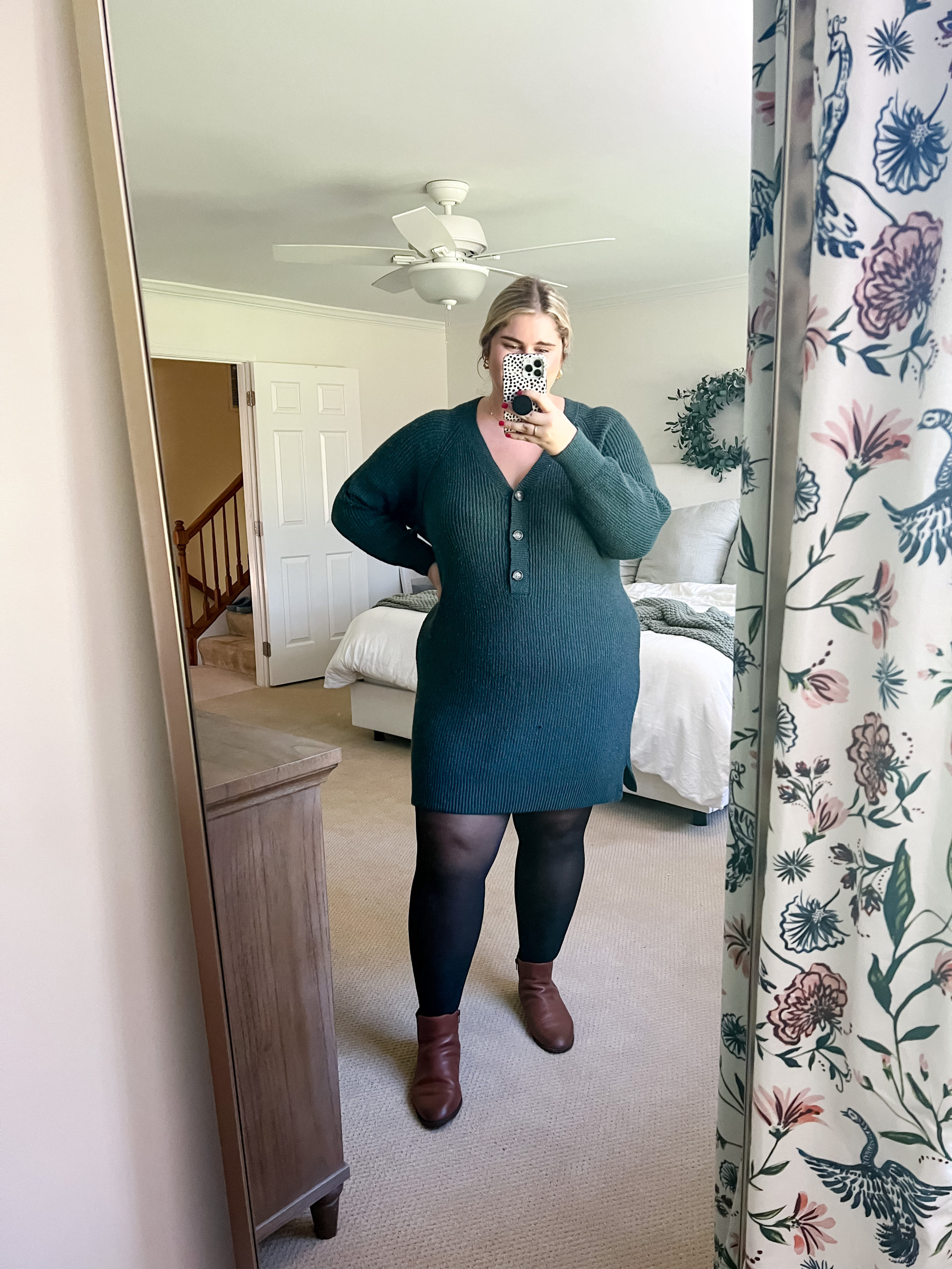 3 Confidence-Boosting Plus Size Outfits For Family Pictures - www