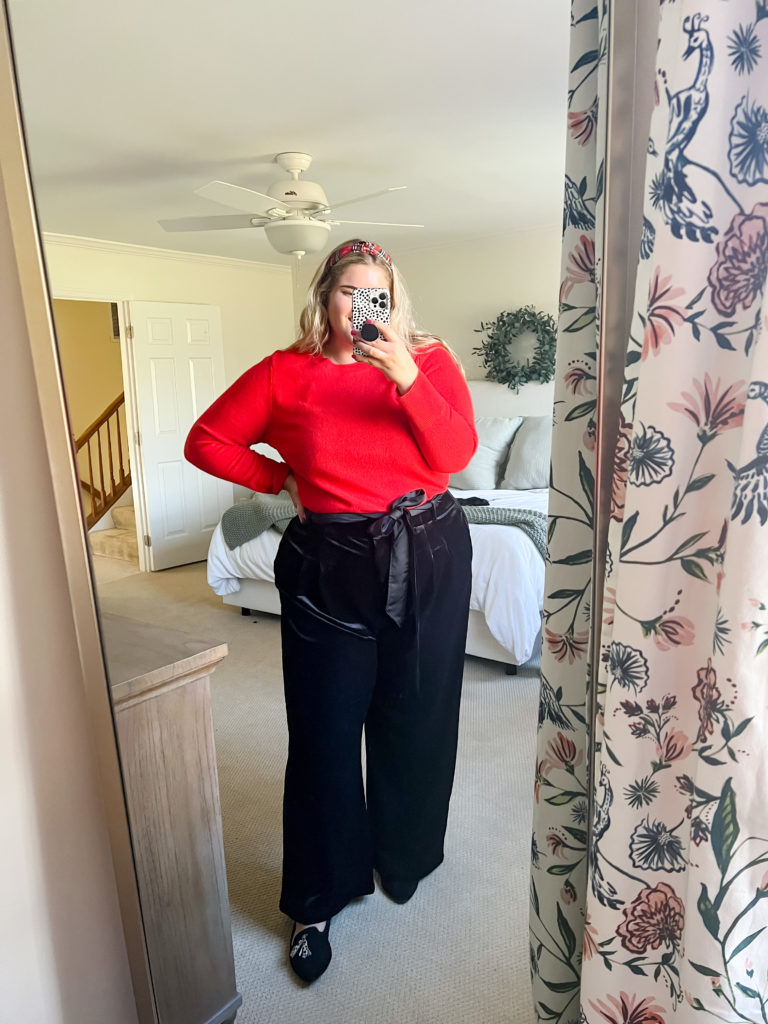Plus size top holiday outfit ideas